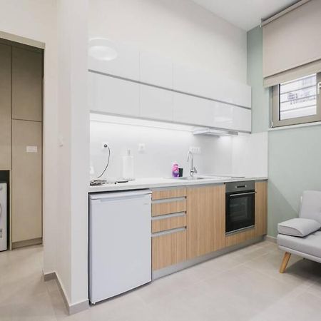 Peris 2 - Central Apt Near Old Town - Ac, Washer Chania  Bagian luar foto